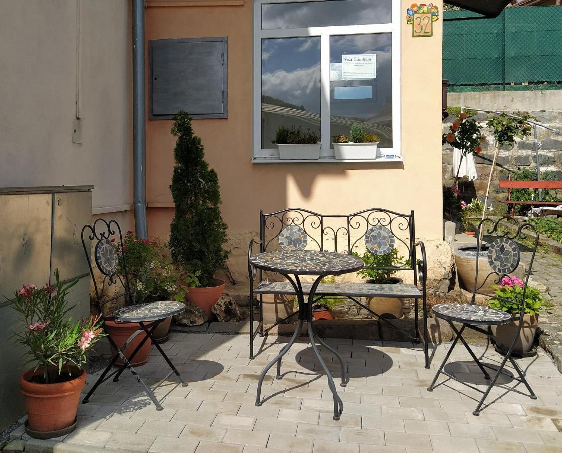 Pod Zamkom Lägenhet Kremnica Exteriör bild